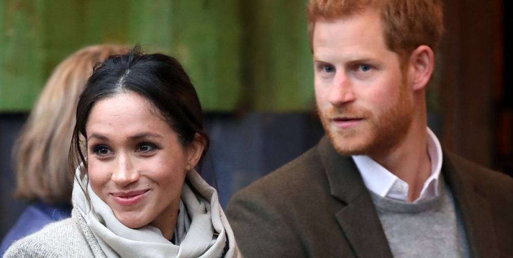 Prince Harry Was Photographed Arriving in Canada to Reunite With Meghan Markle and Archie - www.elle.com - city Vancouver