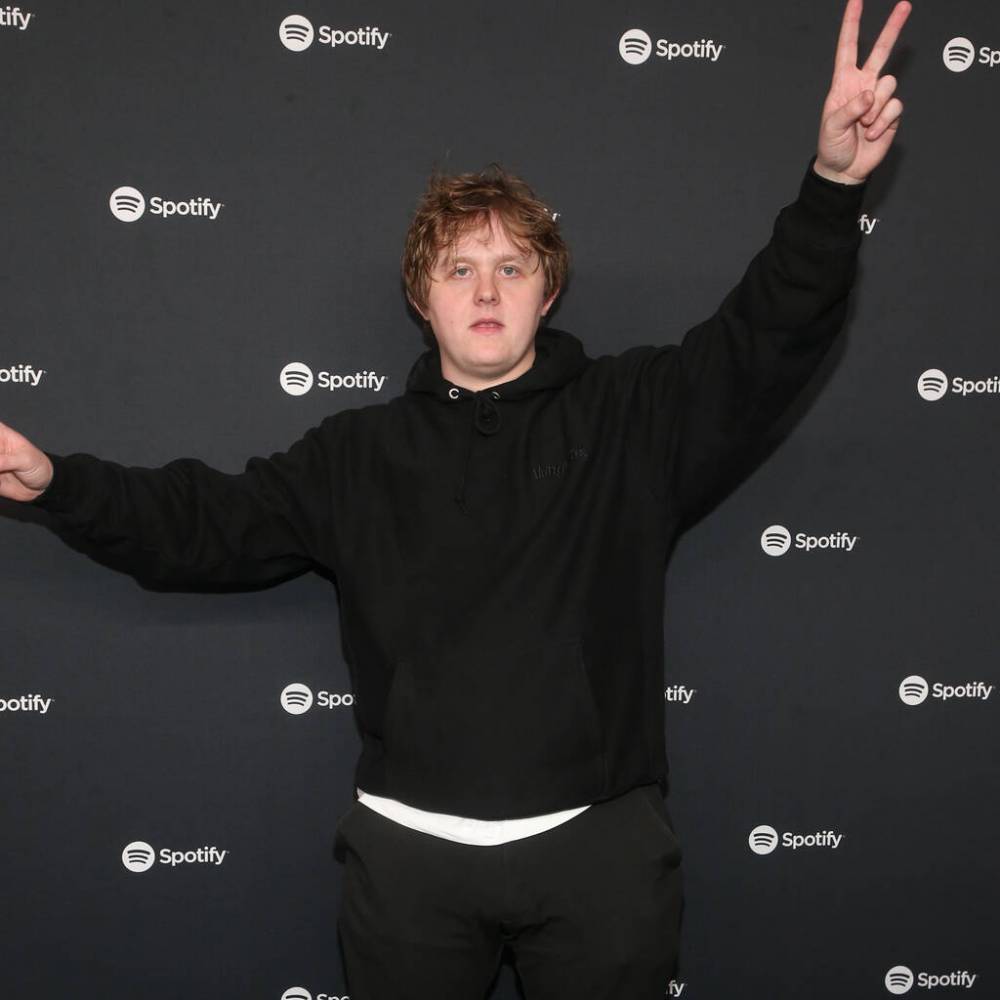 Lewis Capaldi vows to quit music if new tune misses out on number one spot - www.peoplemagazine.co.za - Scotland