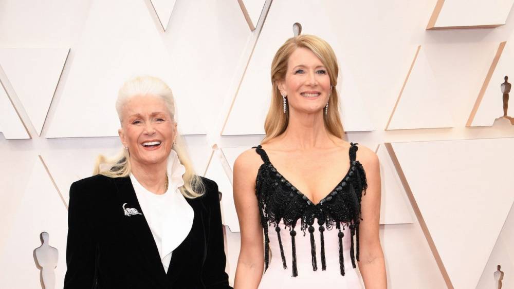 Laura Dern Walks Red Carpet With Her Mom, 45 Years After Their First Oscars Date - www.etonline.com - California