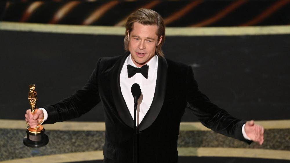Brad Pitt Calls Out Senate Republicans After Oscar Win - deadline.com - Hollywood