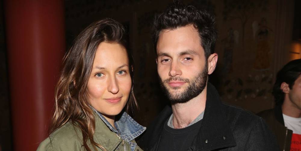 You star Penn Badgley and Domino Kirke announce they are expecting a baby - www.digitalspy.com