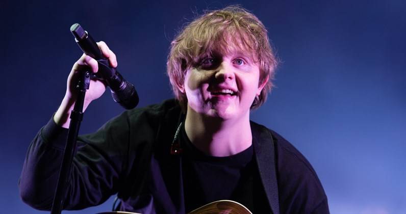 Lewis Capaldi keeps Irish Albums Chart Number 1, Green Day claim highest new entry with Father Of All... - www.officialcharts.com - Scotland - USA - Ireland