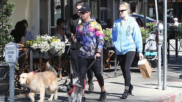 Sophie Turner Rocks Oversized Hoodie While With Joe Jonas Amidst Pregnancy Reports - hollywoodlife.com - California - county Sherman