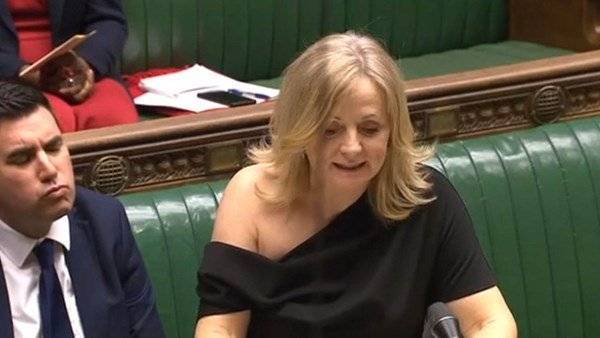 Tracy Brabin: There’s more going on in Parliament than my shoulder - www.breakingnews.ie