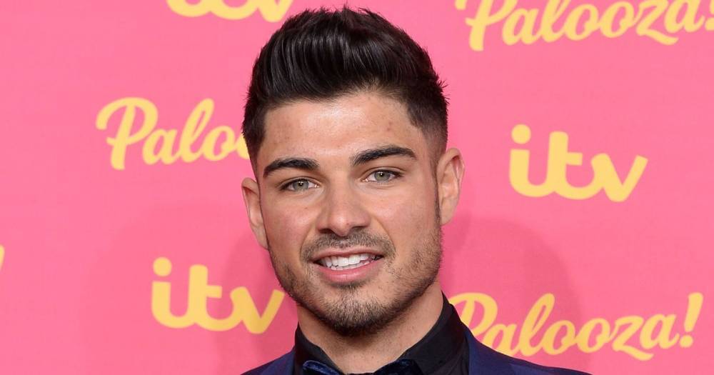 Love Island star Anton Danyluk confesses it's 'hard to be friends' with ex Belle Hassan – EXCLUSIVE - www.ok.co.uk
