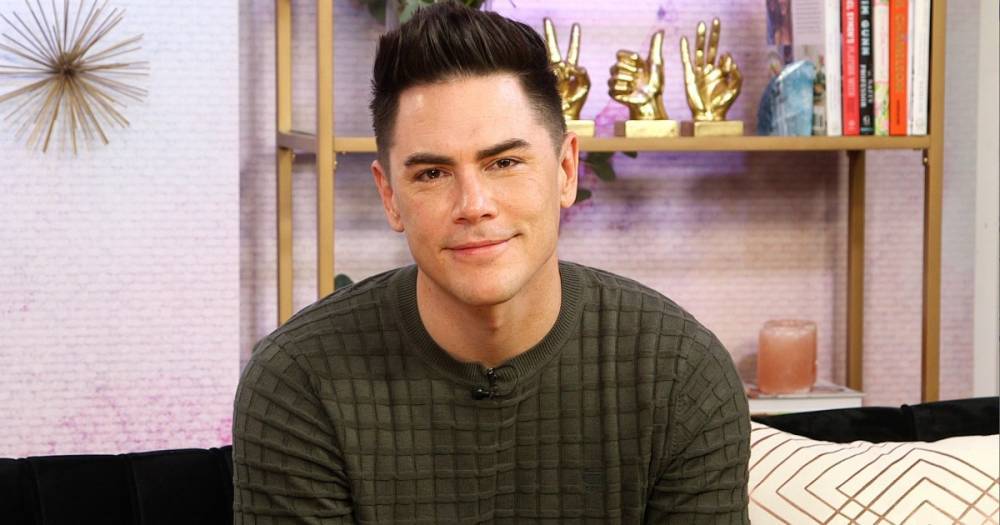 Tom Sandoval Reveals His Best Pickup Line, Why He’d Change Places With Brad Pitt in Us Weekly’s ‘Candlelight Confessions’ - www.usmagazine.com - city Sandoval - county Pitt