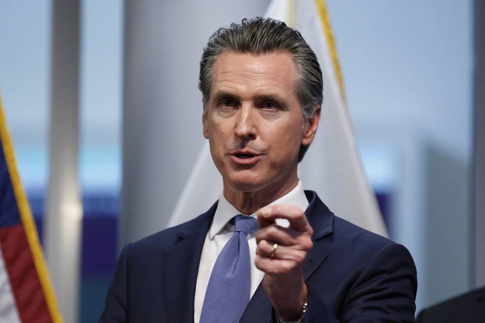 California Governor Issues Statewide Stay-At-Home Order Due To Coronavirus Crisis - deadline.com - California
