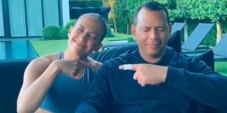 Jennifer Lopez and Alex Rodriguez Did the Cutest Couples Challenge on Instagram - www.marieclaire.com