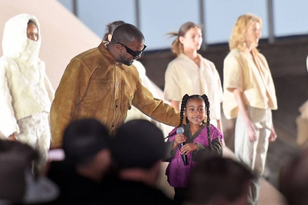 North West steals Kanye West's Paris show by showing off rapping skills - www.newidea.com.au