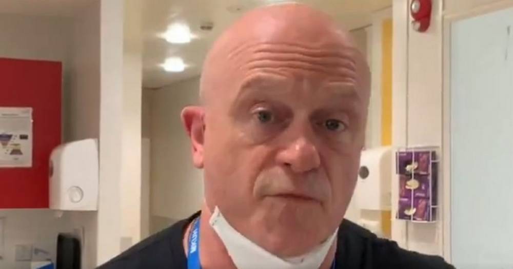 Ross Kemp sparks anger by visiting hospital intensive care unit to film coronavirus documentary - www.manchestereveningnews.co.uk