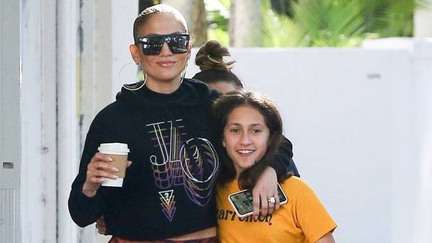 Jennifer Lopez, 50, Looks Gorgeous Makeup Free While Cuddling With Daughter Emme, 12 - hollywoodlife.com - Florida