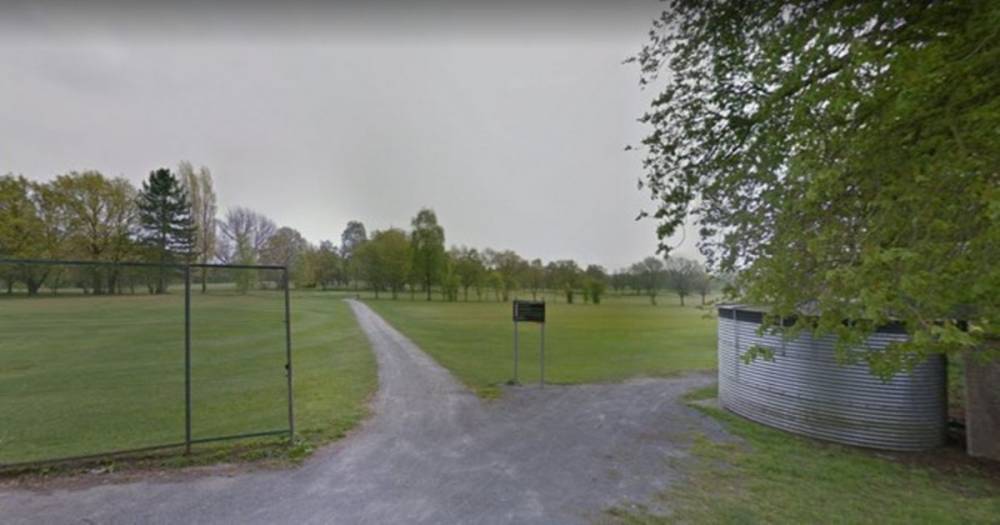 Altrincham golf course asks people to stay off the greens during lockdown - www.manchestereveningnews.co.uk