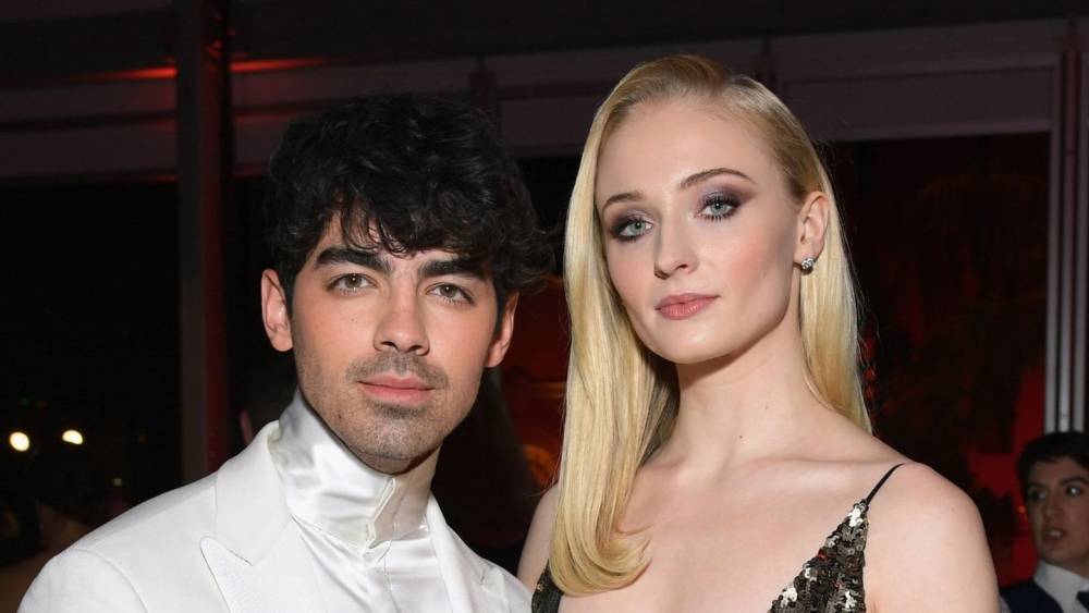 Sophie Turner And Joe Jonas Sent 100 Meals To Healthcare Workers In Los Angeles - www.mtv.com - New York - Los Angeles - Los Angeles - Washington - Seattle - county Turner - city San Francisco