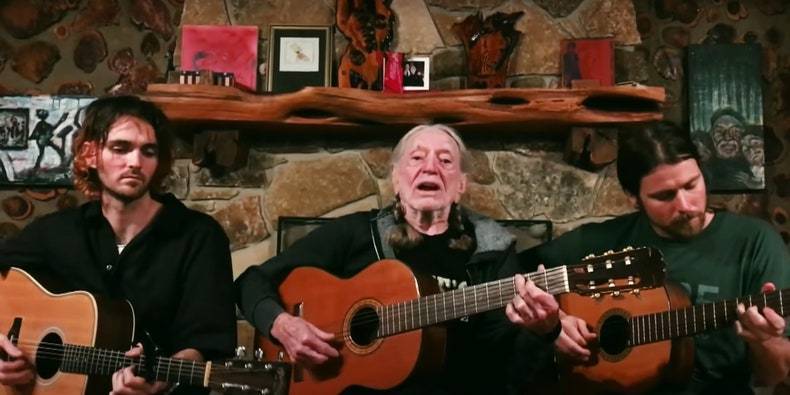 Watch Willie Nelson and His Sons Play “Hello Walls” on Colbert - pitchfork.com