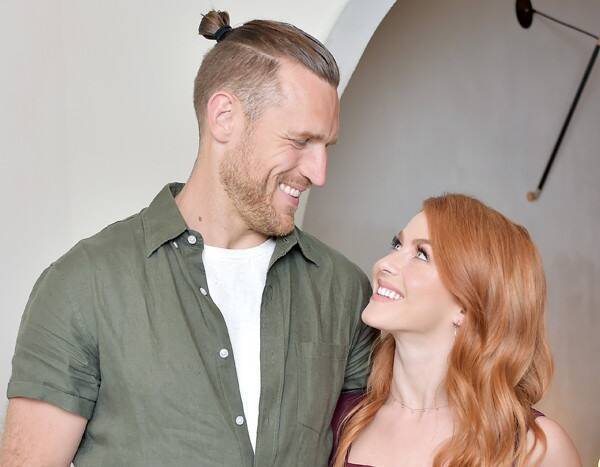Brooks Laich Addresses Social Distancing While Away From Julianne Hough - www.eonline.com - Los Angeles - Los Angeles - USA - county Brooks - state Idaho