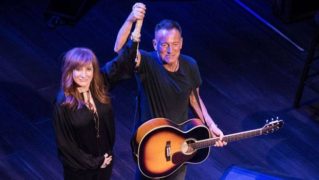 Bruce Springsteen Teams Up With Wife Patti Scialfa For Heartwarming Duets To Raise Money For New Jersey - hollywoodlife.com - Jersey - New Jersey
