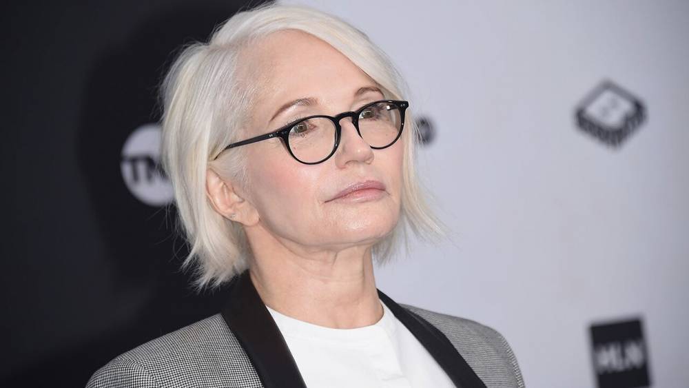 Ellen Barkin compares Trump to Stalin, claims he's responsible for more deaths than 3 past presidents - www.foxnews.com - USA