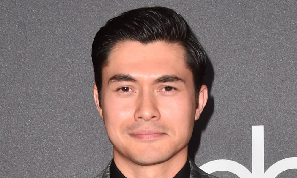 Henry Golding's Foster Dog Attacks Another Dog - www.justjared.com