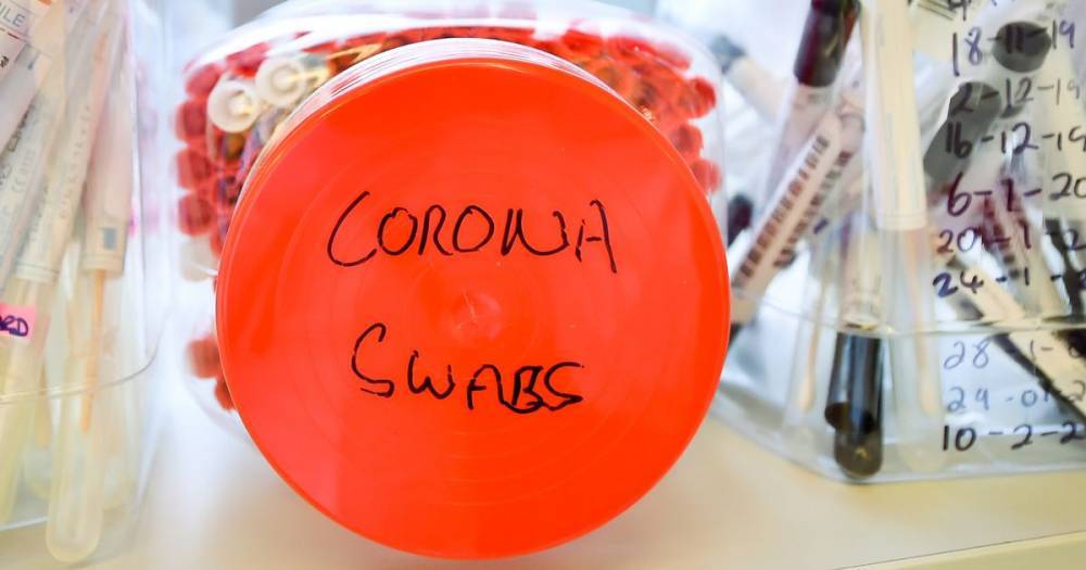 Coronavirus hospital death toll in UK rises by 586 to 21,678 - www.manchestereveningnews.co.uk - Britain