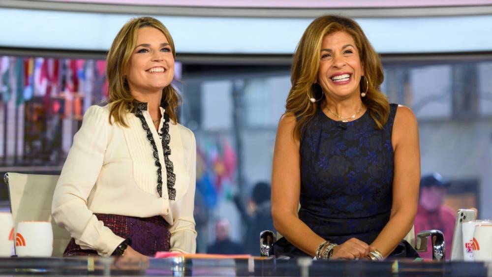 Hoda Kotb and Savannah Guthrie on Working From Home and Parenting During Social Distancing (Exclusive) - www.etonline.com - county Guthrie