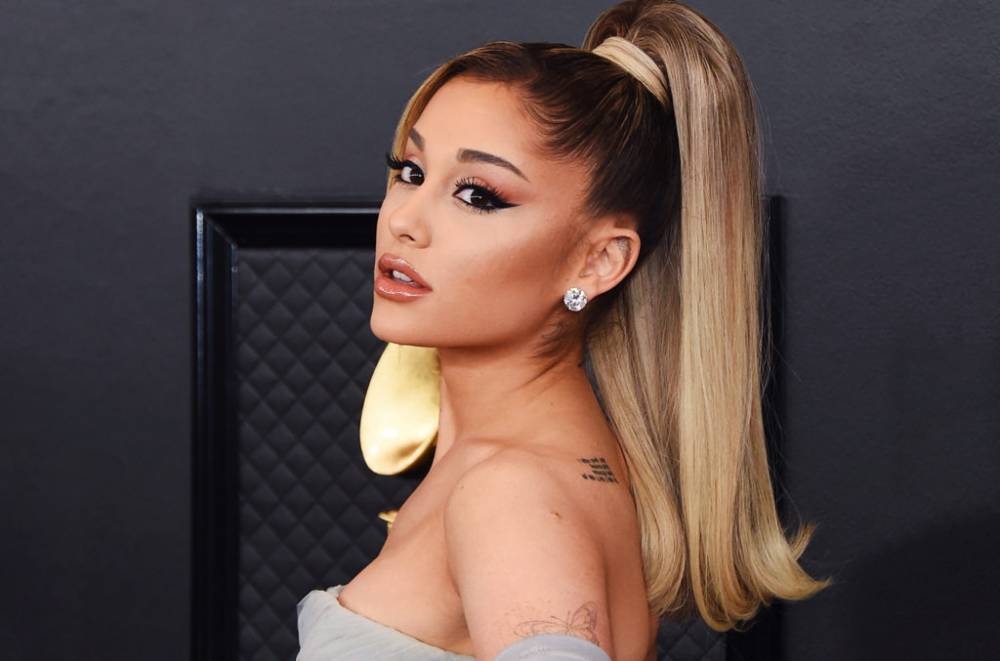Ariana Grande Gives Us Another Glimpse of Her Quarantine Curls - www.billboard.com
