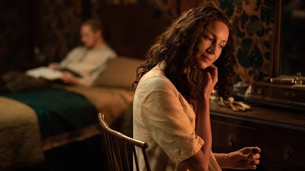 ‘Outlander’ EPs Break Down Claire’s ‘Survival Mechanism’ in Season 5 Finale (SPOILERS) - variety.com