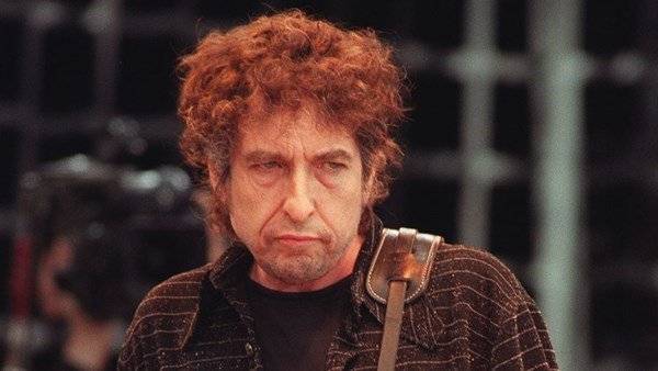 Bob Dylan manuscript fetches more than double guide price at auction - www.breakingnews.ie - Tennessee