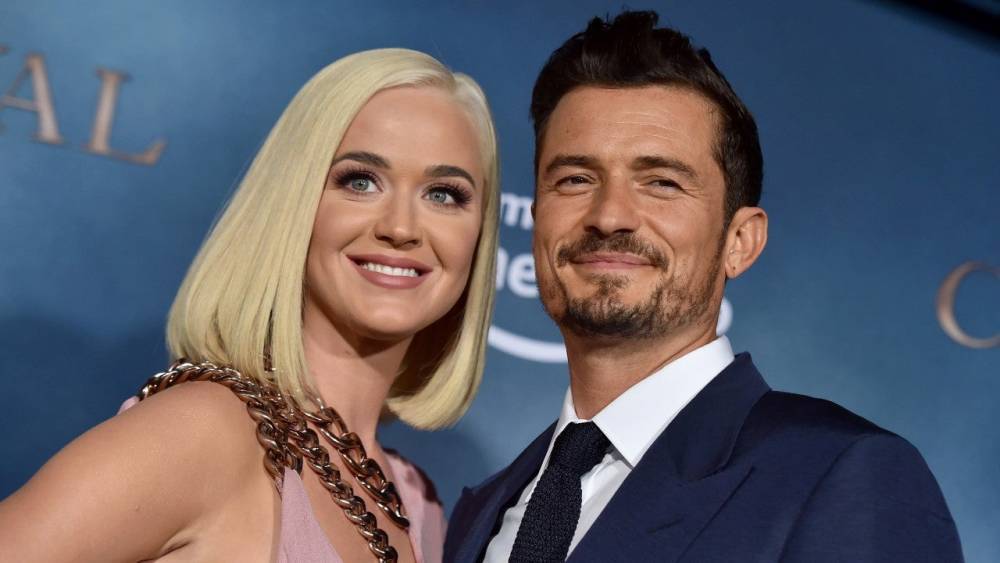 Katy Perry Says Fiancé Orlando Bloom Is Getting 'Fit' While She's Getting 'Square' During Pregnancy - www.etonline.com