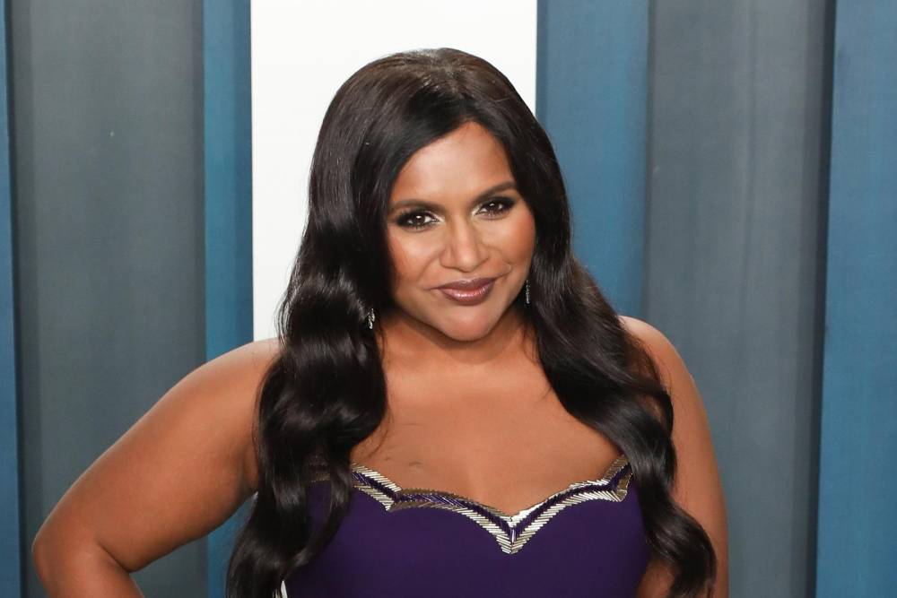 Mindy Kaling signs up to co-write Legally Blonde sequel – report - www.hollywood.com