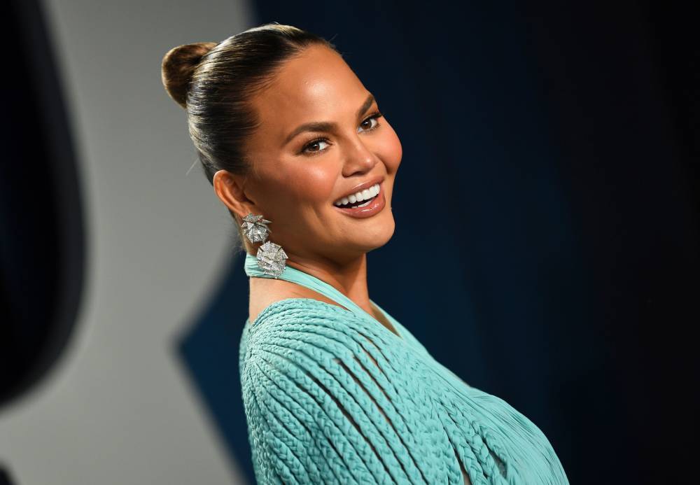 Chrissy Teigen Speaks Out After Alison Roman Forced Into Temporary Leave From The New York Times - etcanada.com - New York - New York