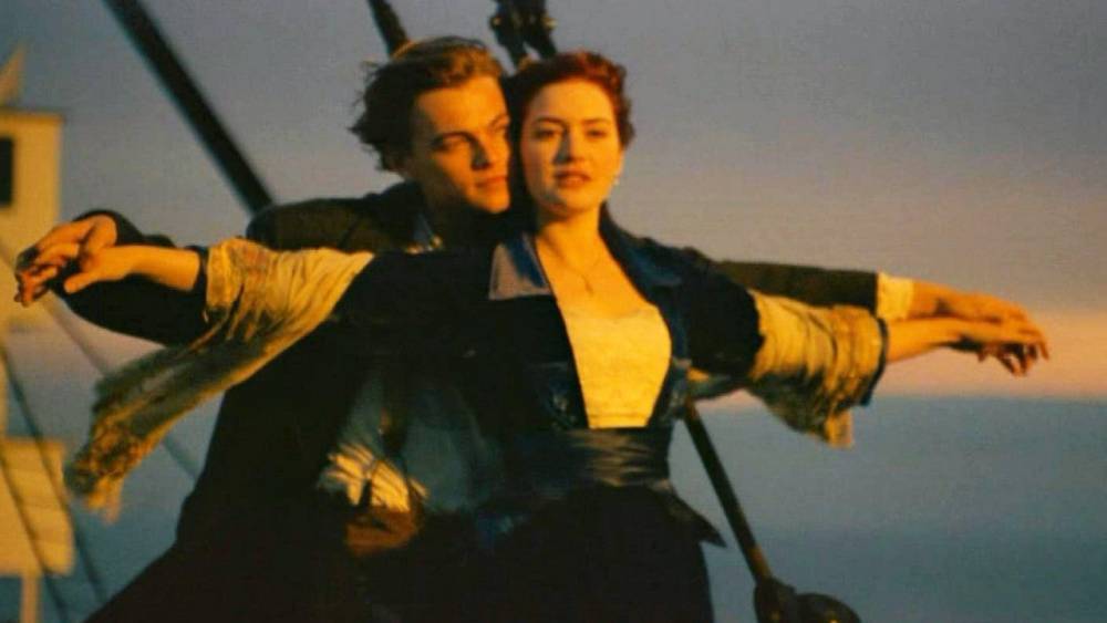 'Sunday Night at the Movies' Is Screening 'Titanic' - www.etonline.com