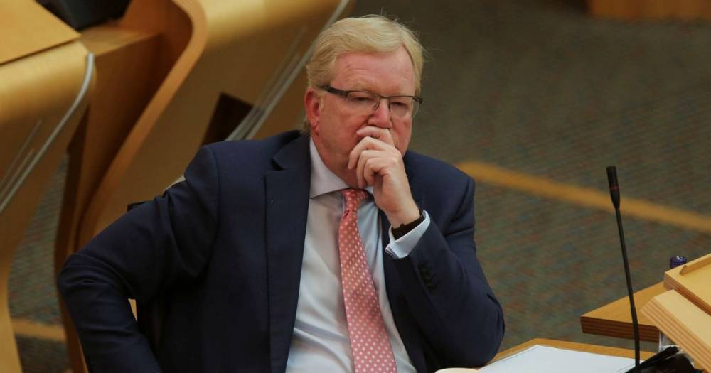 Scots Tory leader Jackson Carlaw backs PM and refuses to say what he thinks of Dominic Cummings - www.dailyrecord.co.uk - Scotland