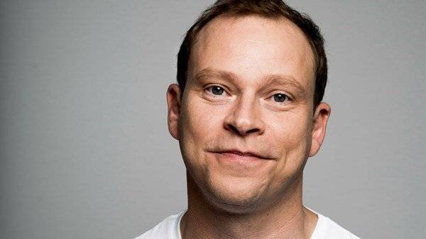 Robert Webb: ‘We fight like any other couple, but using stupid voices’ - www.breakingnews.ie - London - county Mitchell - county Webb - city Mitchell