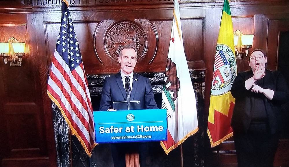 Los Angeles Coronavirus Update: Mayor Eric Garcetti Says, “All Retail Businesses,” Including Drive-Ins, Can Reopen” So Long As They Observe Proper Protocols - deadline.com - Los Angeles - Los Angeles