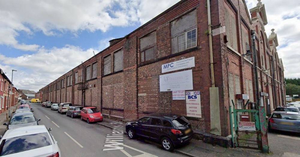 Police called to shut down party at disused industrial unit in Gorton - www.manchestereveningnews.co.uk