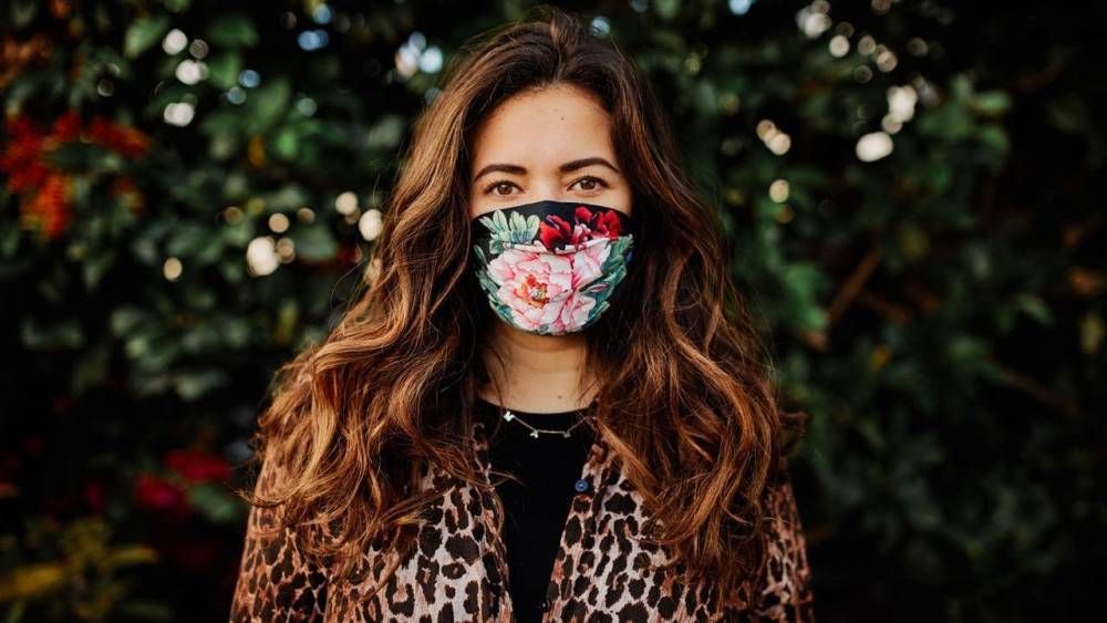 Where to Buy Face Masks Online Right Now -- Outdoor Voices, Good American, Everlane and More - www.etonline.com - USA