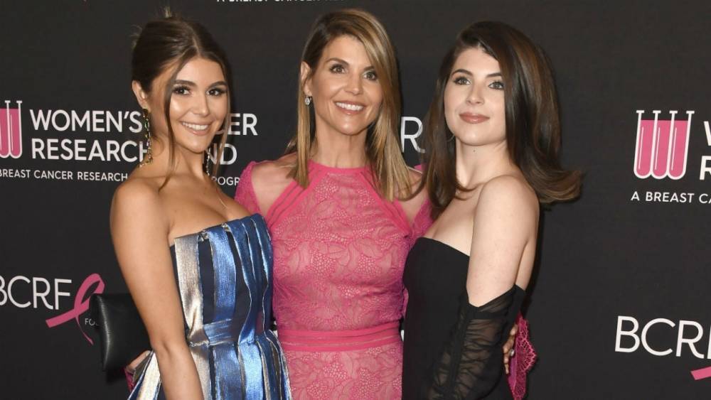 How Lori Loughlin's Daughters Feel About Her Pleading Guilty in College Admissions Scam - www.etonline.com - California