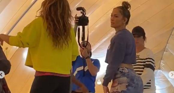 Jennifer Lopez gives Shakira a tutorial on twerking at the Super Bowl rehearsal; Shares a glimpse on Instagram - www.pinkvilla.com