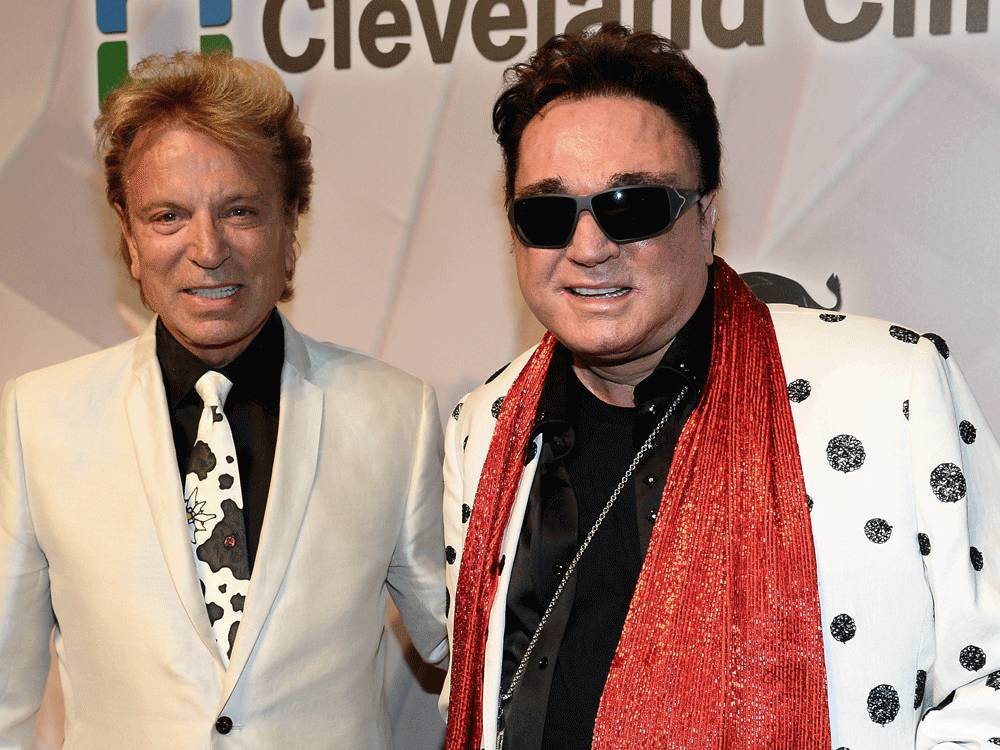 Roy Horn from Las Vegas magic duo Siegfried and Roy dead at 75 of COVID-19 complications - nationalpost.com - Las Vegas - Germany