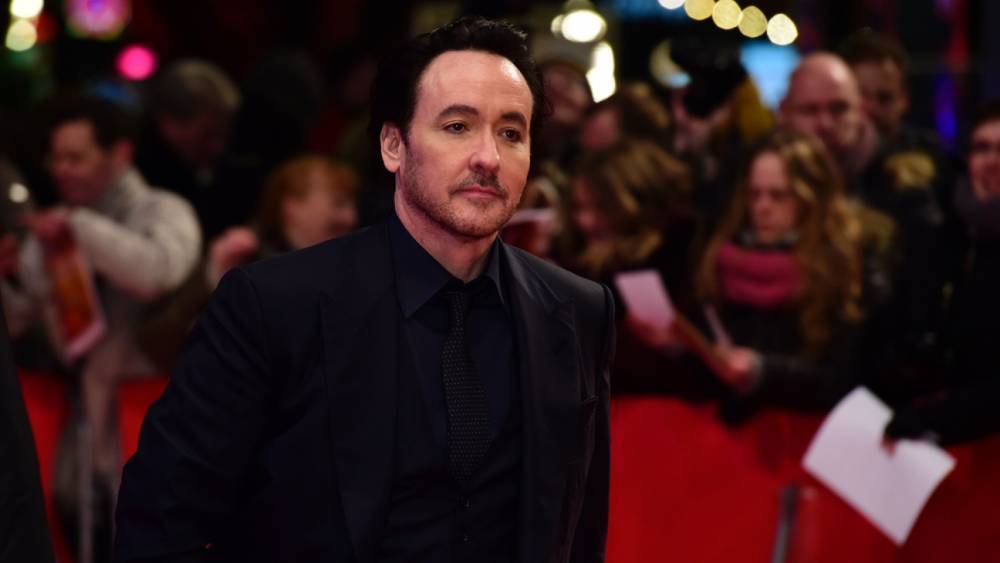 John Cusack Shares Video of Police Who "Came at Me With Batons" While Protesting in Chicago - www.hollywoodreporter.com - Chicago