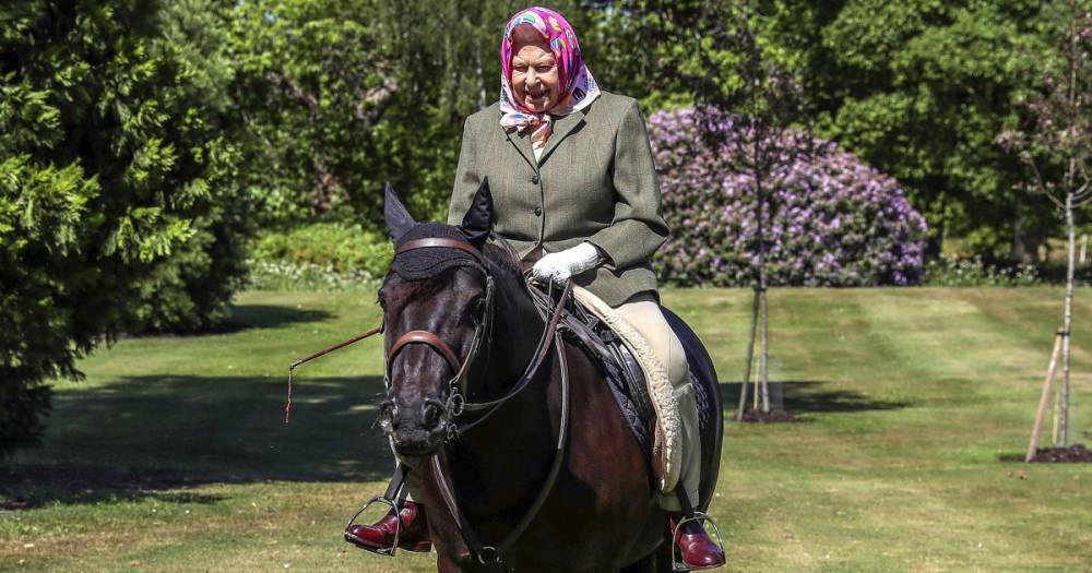 Queen Elizabeth II, 94, Goes Horseback Riding While Self-Isolating at Windsor Castle - www.usmagazine.com