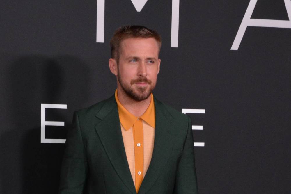 Ryan Gosling to star in Wolfman revamp – report - www.hollywood.com