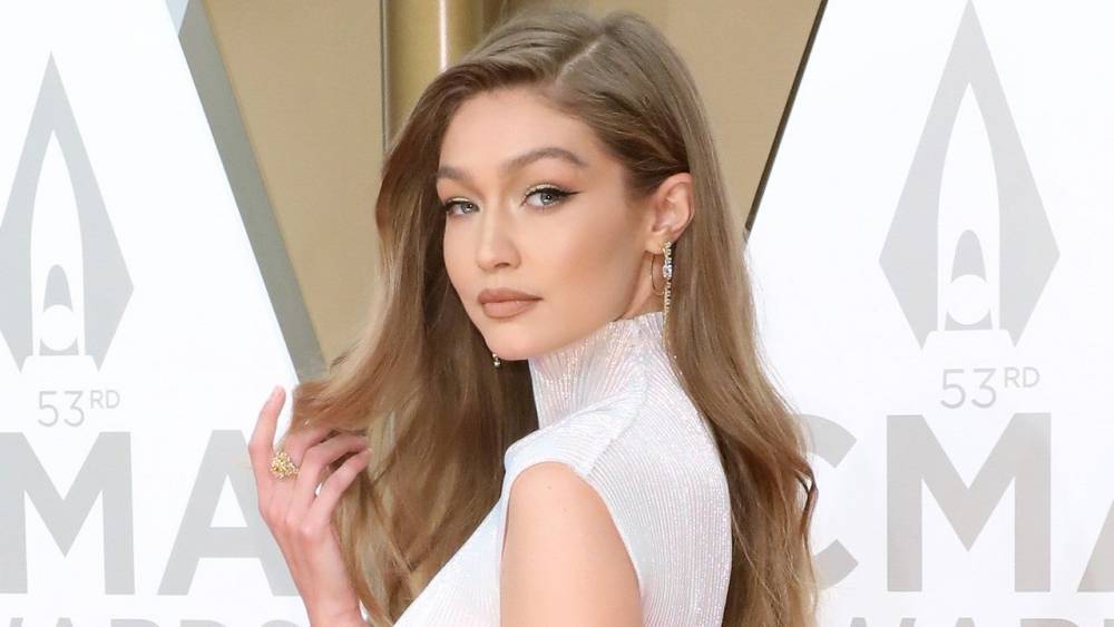 Gigi Hadid, Irina Shayk and More Models Auction Their Clothes for 'British Vogue' to Benefit NAACP - www.etonline.com - Britain