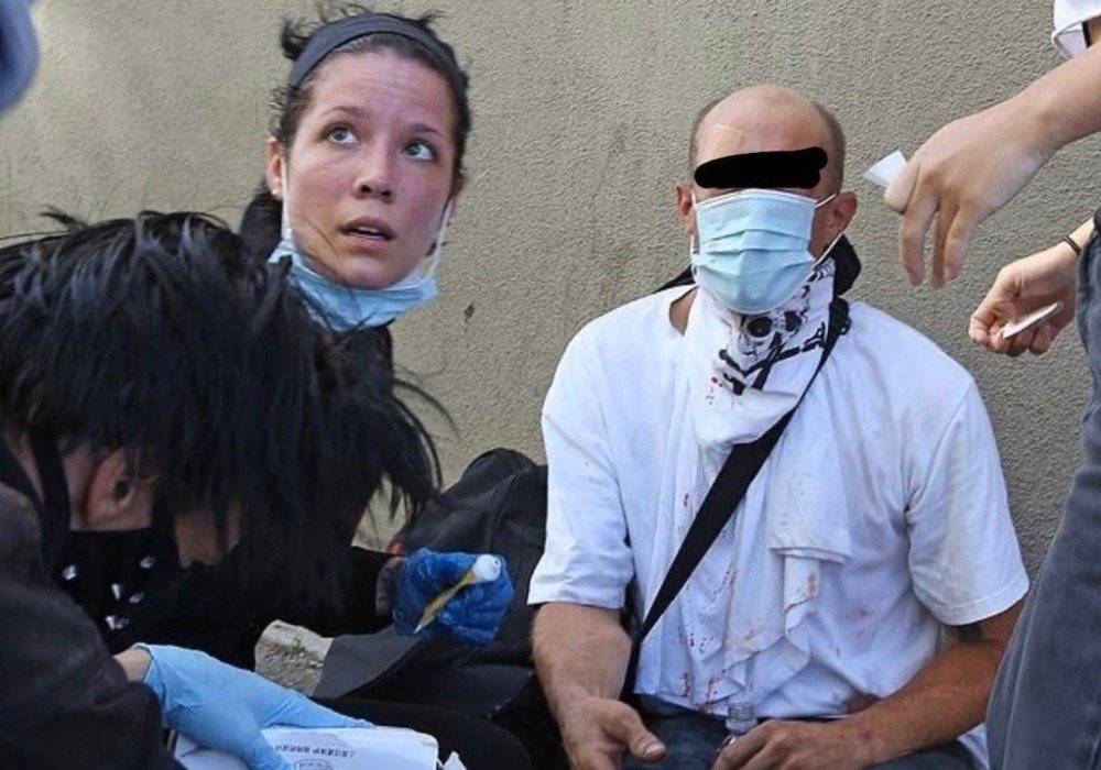 Halsey Gives Medical Attention To Protesters In California, Shares Pics Of The Police Brutality She’s Witnessed During Riots - celebrityinsider.org - Los Angeles - California