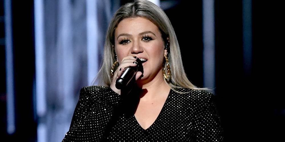 Kelly Clarkson Calls Out Shocking Display of Kansas City Police Brutality Amid Protests - www.justjared.com - Kansas City