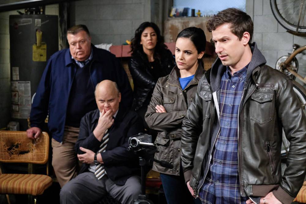 Brooklyn Nine-Nine Cast and Showrunner Donate $100,000 to National Bail Fund - www.tvguide.com - Minneapolis