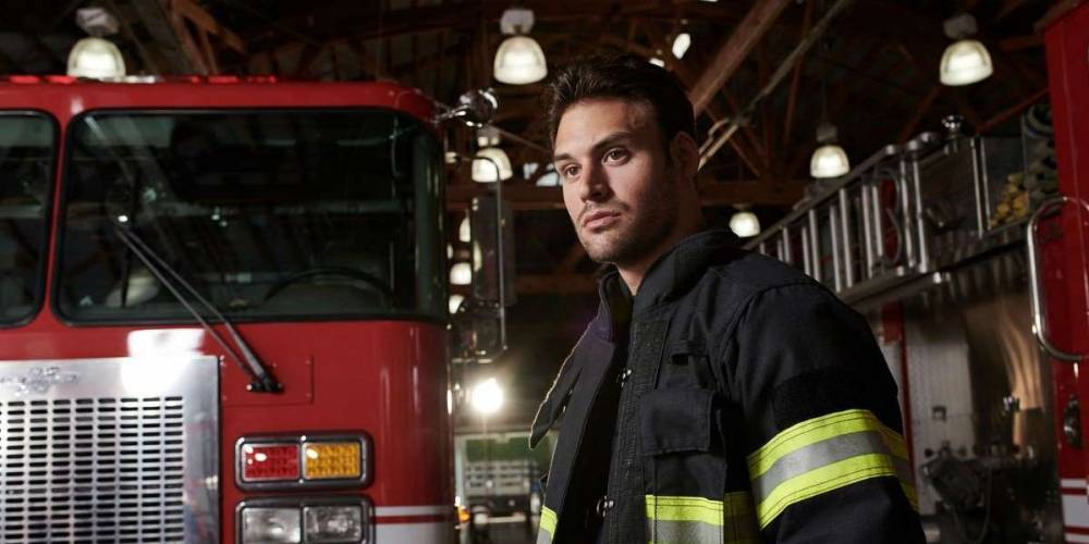 9-1-1 star Ryan Guzman says he was 'ignorant' in new apology for defending racial slurs - www.msn.com