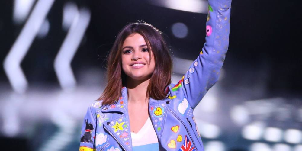 Selena Gomez Blacked Out Her Site and Urged People to 'Come Together' for Black Lives Matter - www.harpersbazaar.com