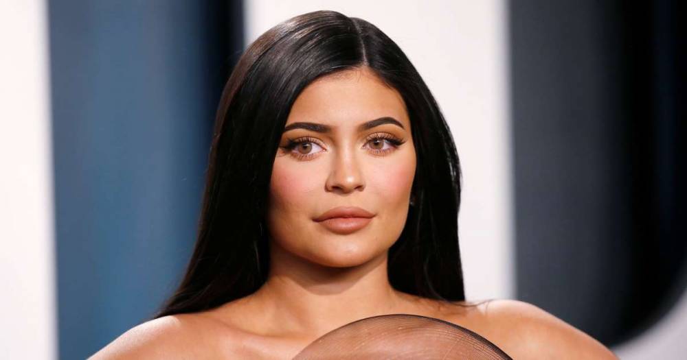 Not a billionaire, but Kylie Jenner is highest-paid celebrity, Forbes says - www.msn.com - Los Angeles