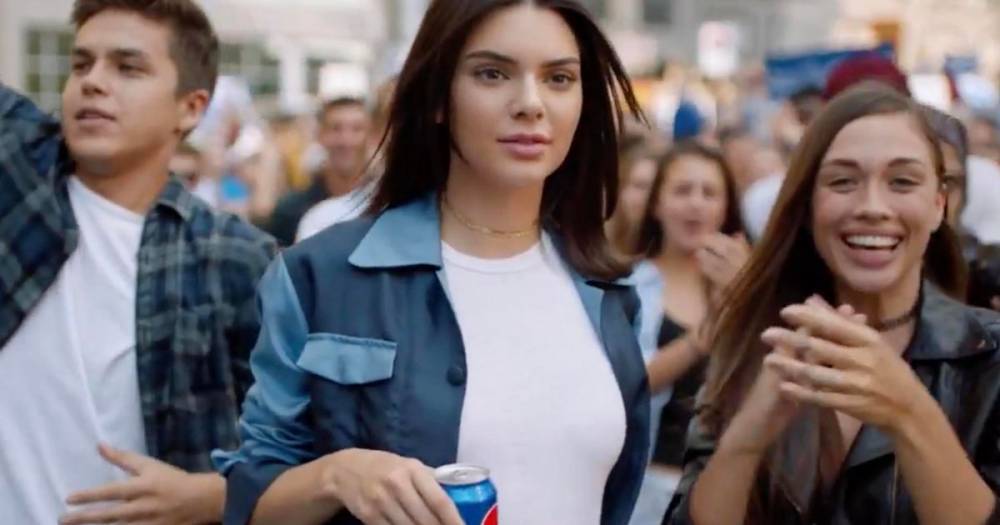 Kendall Jenner's infamous Pepsi commercial resurfaces amid Black Lives Matter protests - www.ok.co.uk - Britain - USA